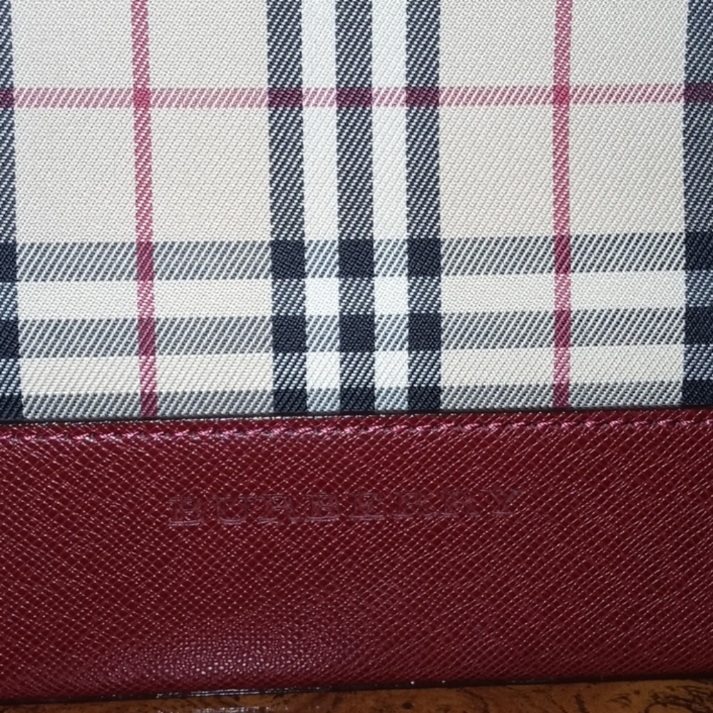 Burberry tote